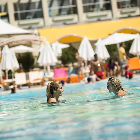 Orka Sunlife And Aquapark 酒店