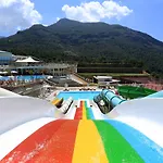 Hotel Orka Sunlife And Aquapark 5*